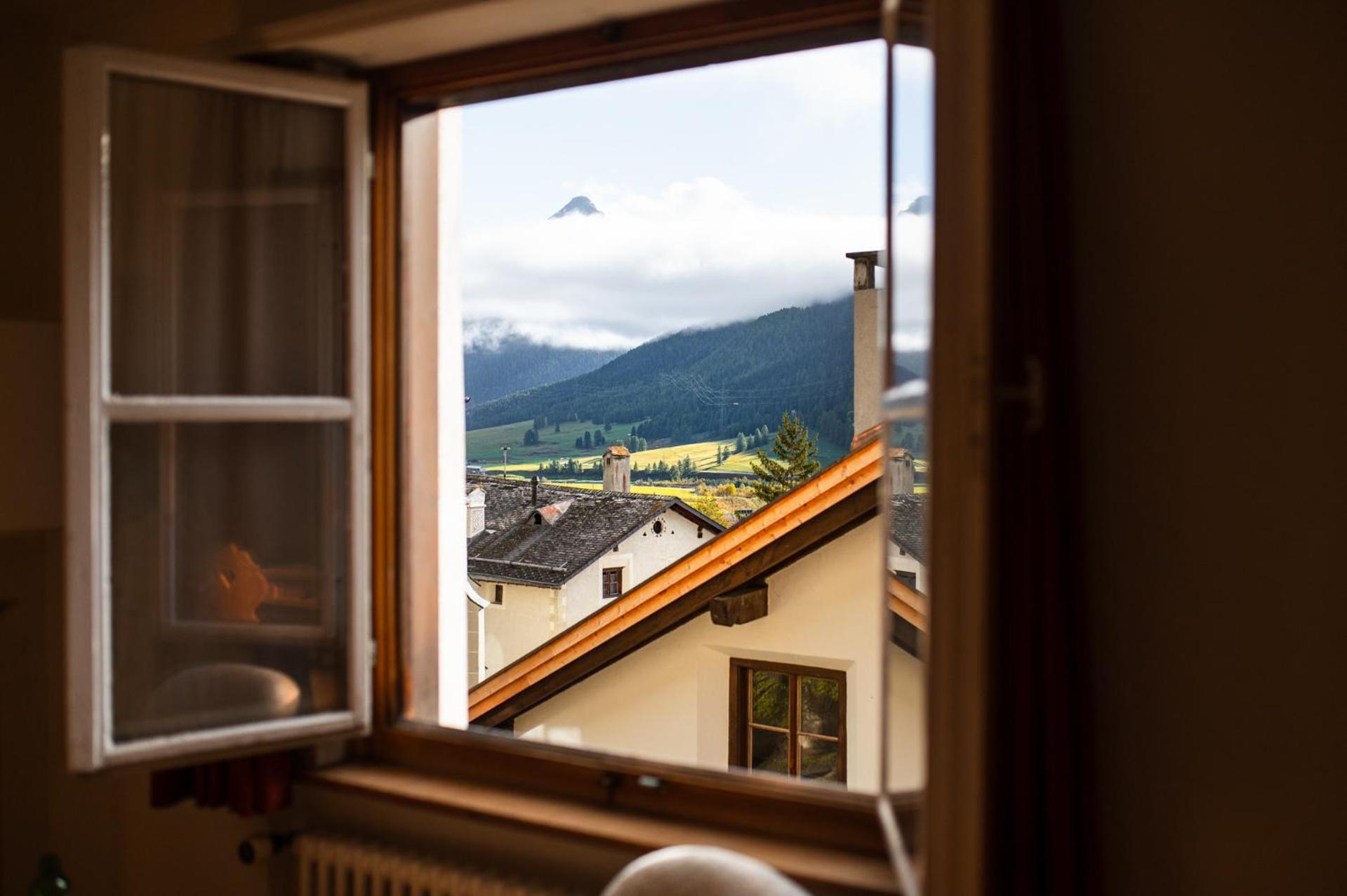 Historic Hotel Crusch Alva Zuoz Kültér fotó